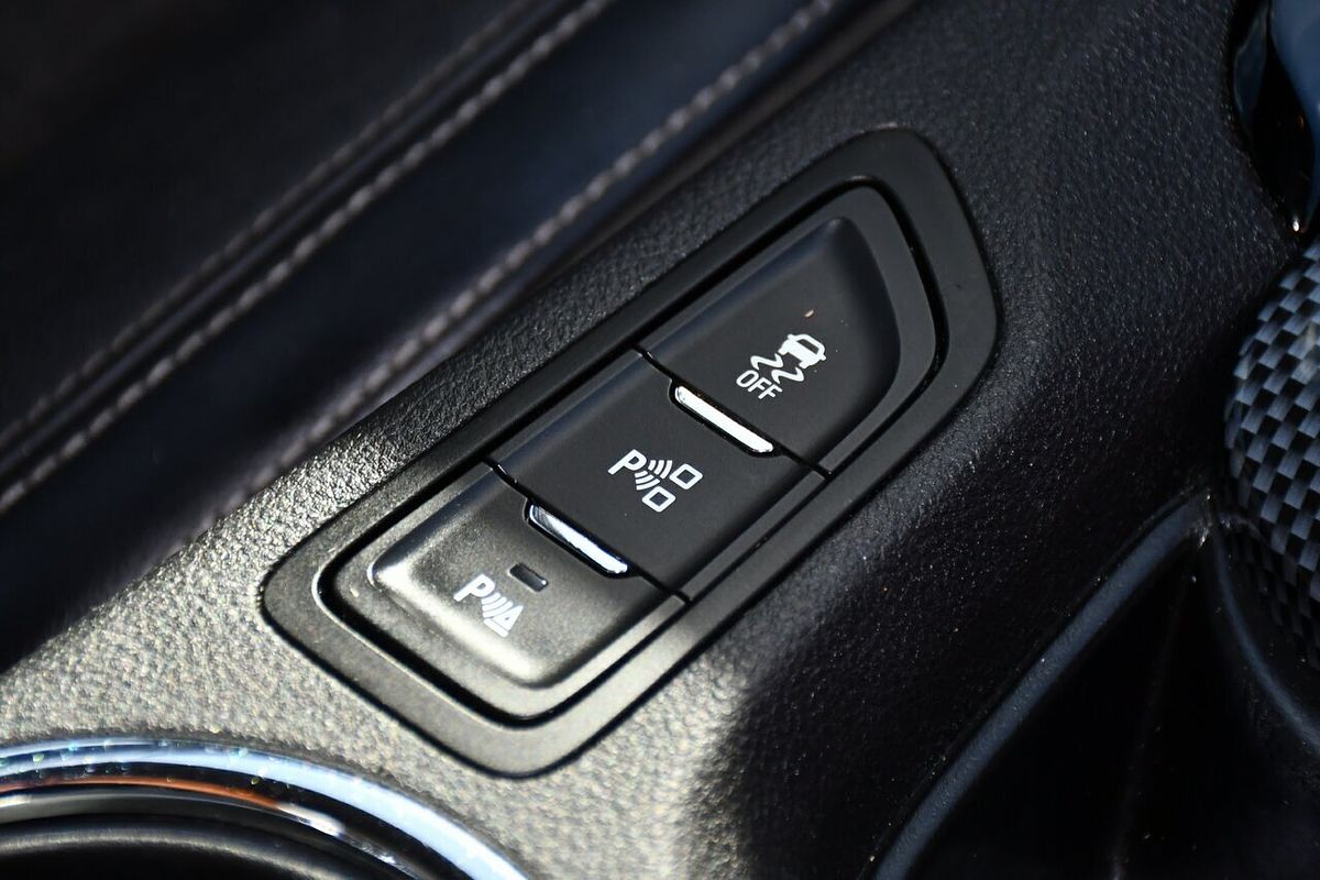 2014 Holden Commodore SV6 VF
