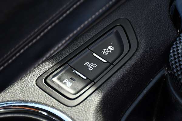 2014 Holden Commodore SV6 VF