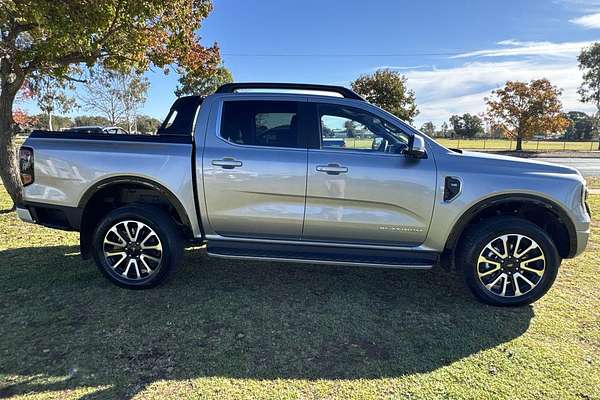 2025 Ford Ranger Platinum 4X4 3.0L