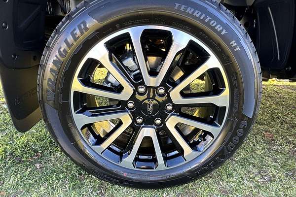 2025 Ford Ranger Platinum 4X4 3.0L