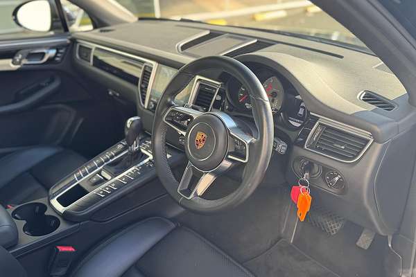 2018 Porsche Macan S 95B