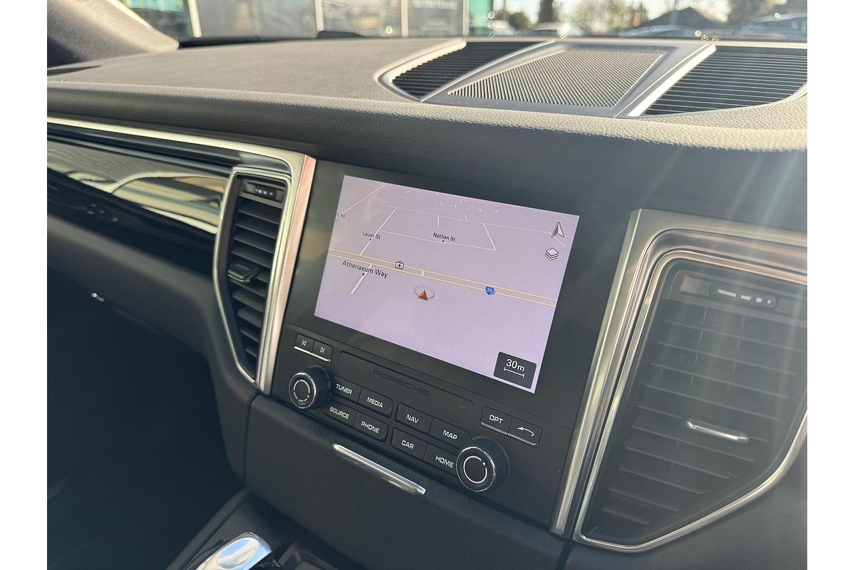2018 Porsche Macan S 95B
