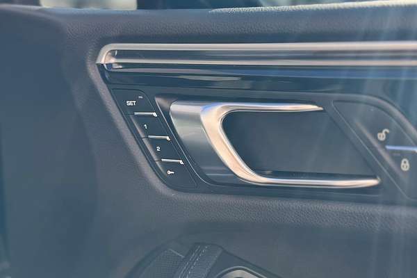 2018 Porsche Macan S 95B