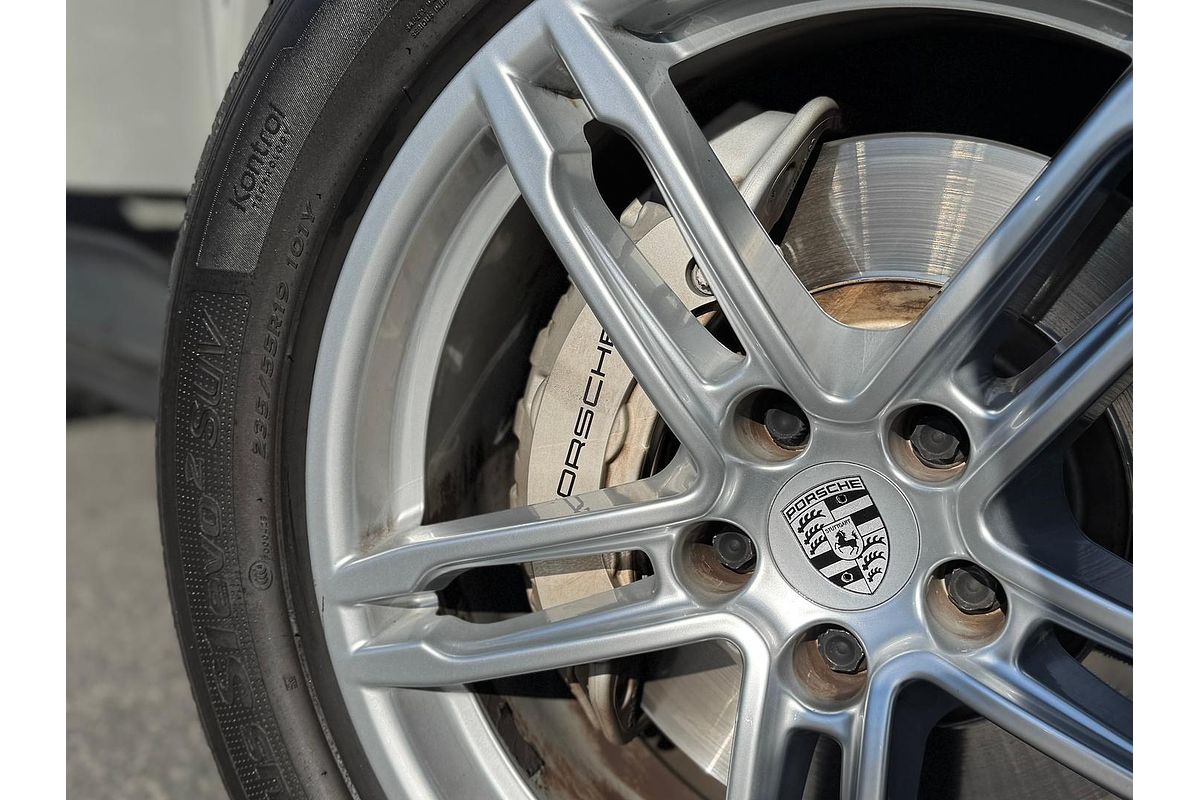 2018 Porsche Macan S 95B