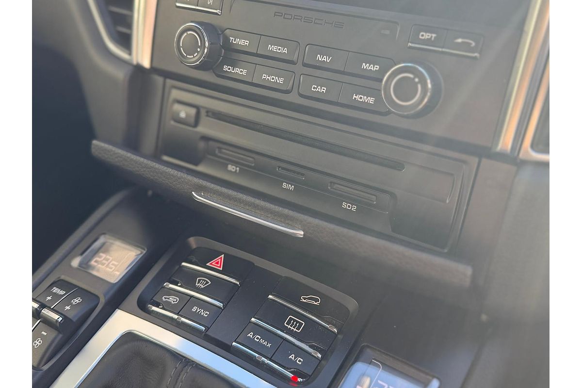 2018 Porsche Macan S 95B