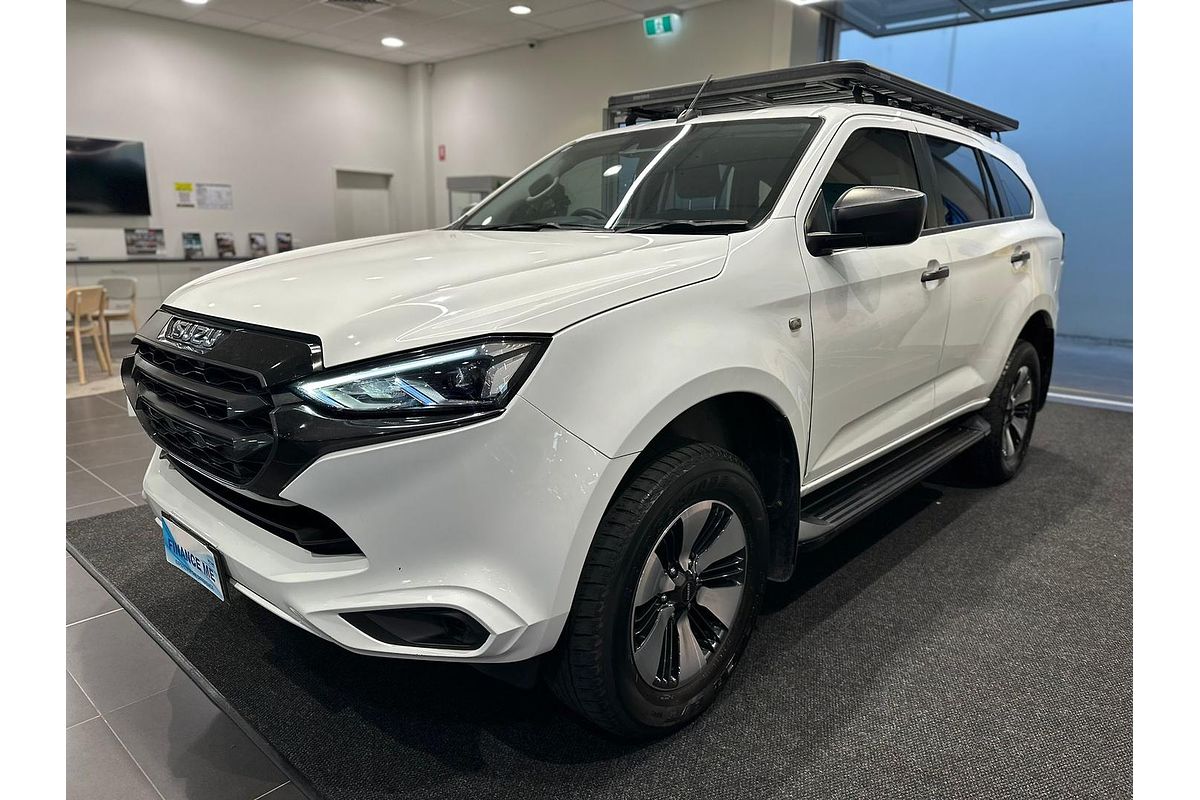 2021 Isuzu MU-X LS-M