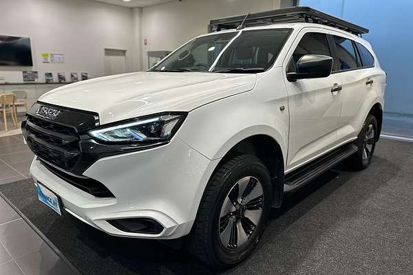2021 Isuzu MU-X LS-M