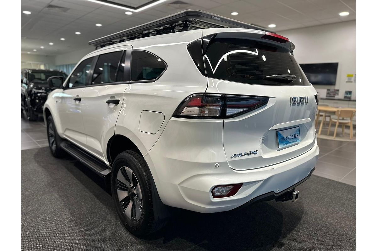 2021 Isuzu MU-X LS-M