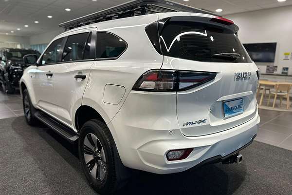 2021 Isuzu MU-X LS-M