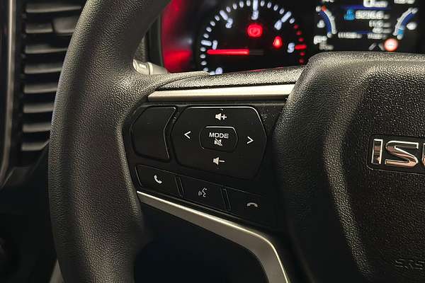 2021 Isuzu MU-X LS-M