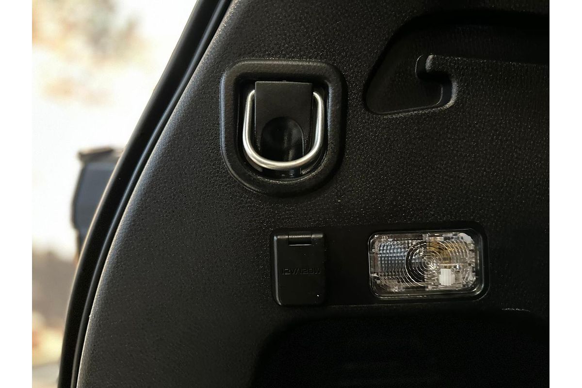 2021 Isuzu MU-X LS-M