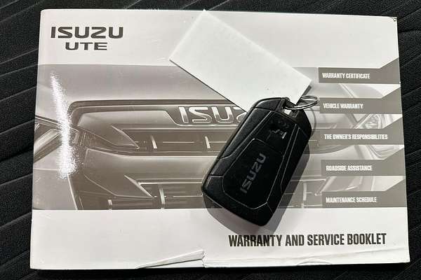 2021 Isuzu MU-X LS-M