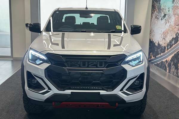 2025 Isuzu D-MAX BLADE 4X4