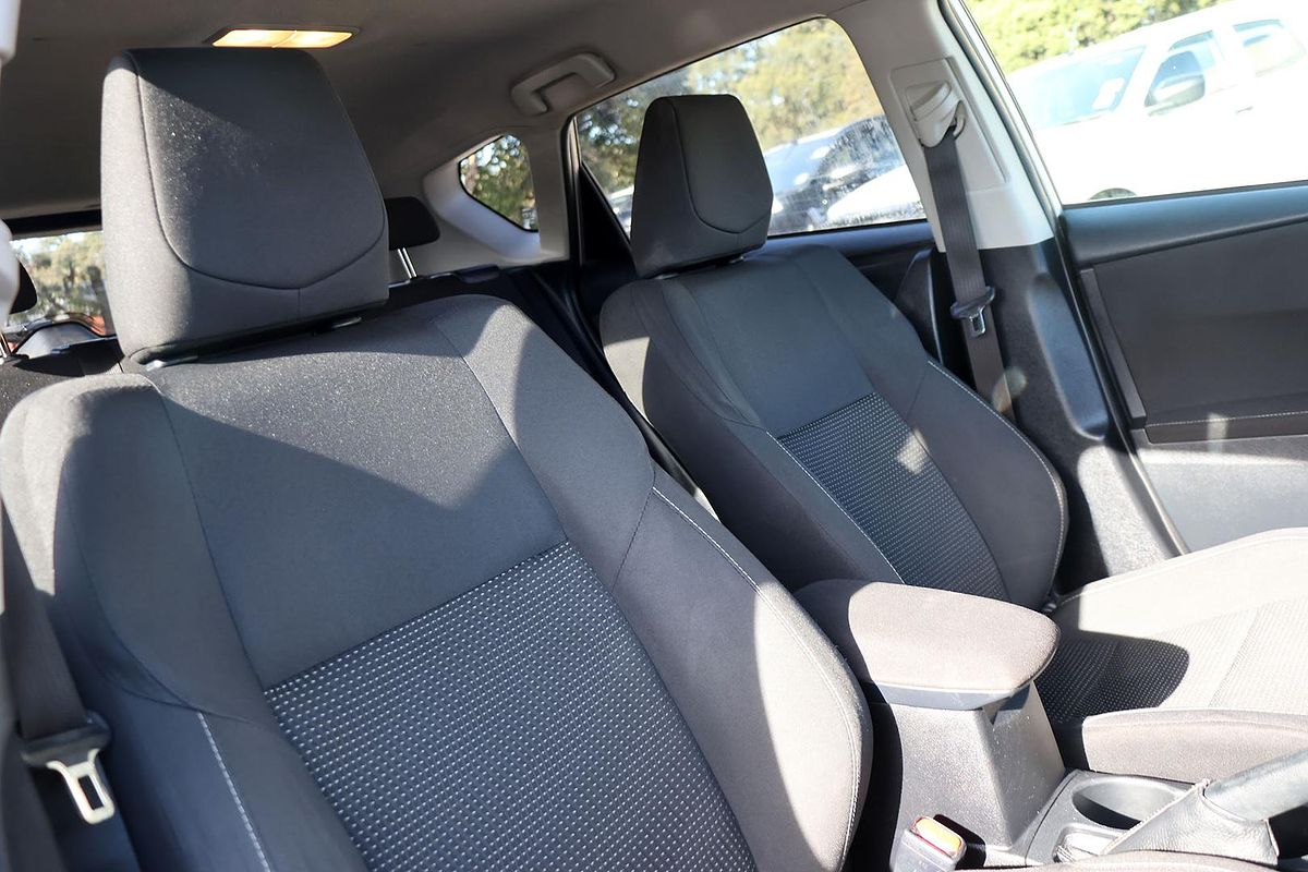 2017 Toyota Corolla Ascent Sport ZRE182R