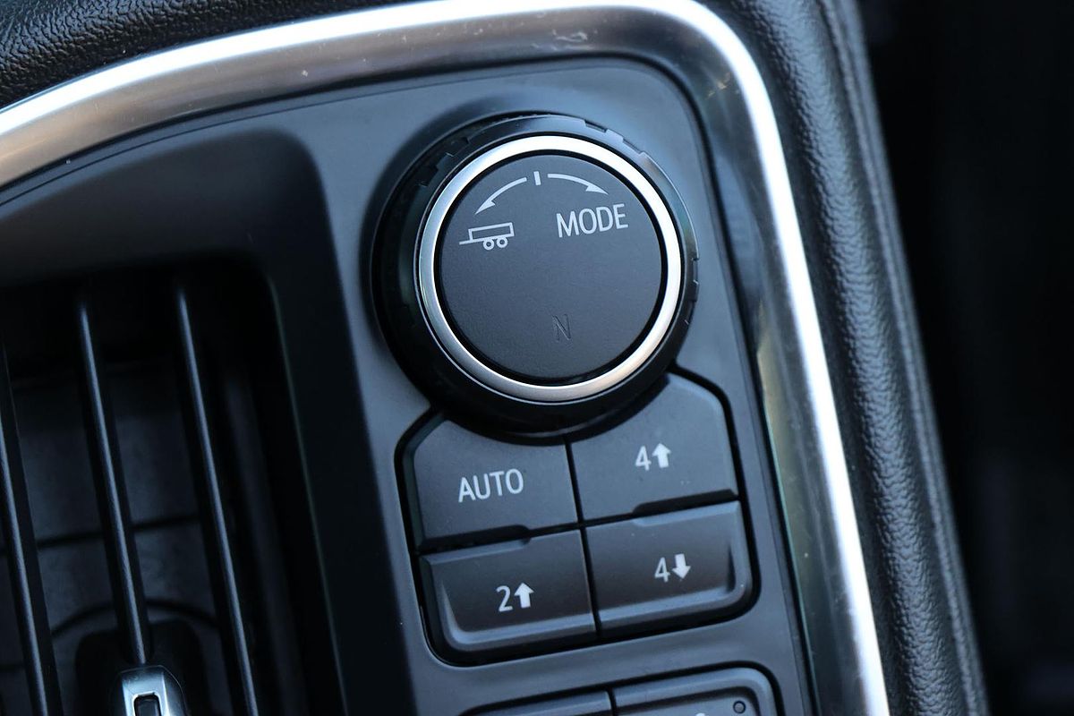 2020 Chevrolet Silverado 1500 LTZ Premium Edition T1 4X4