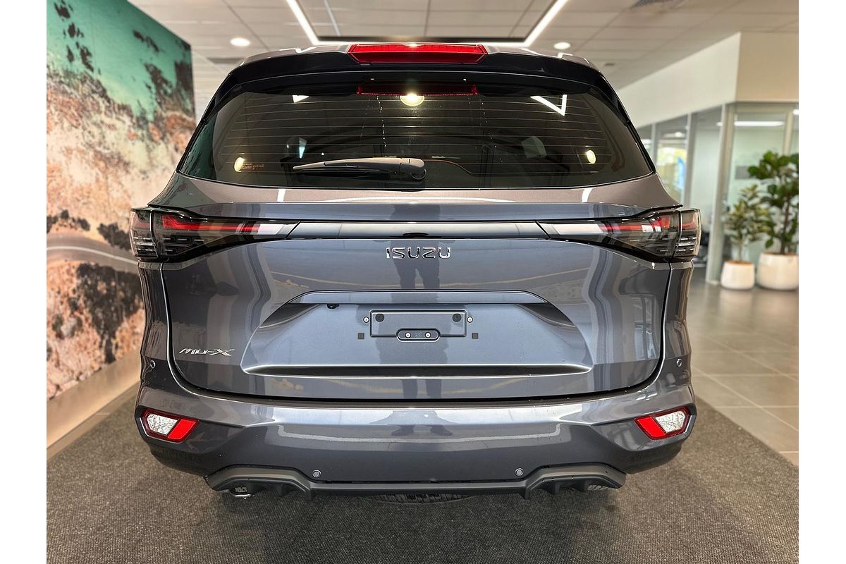 2025 Isuzu MU-X LS-M