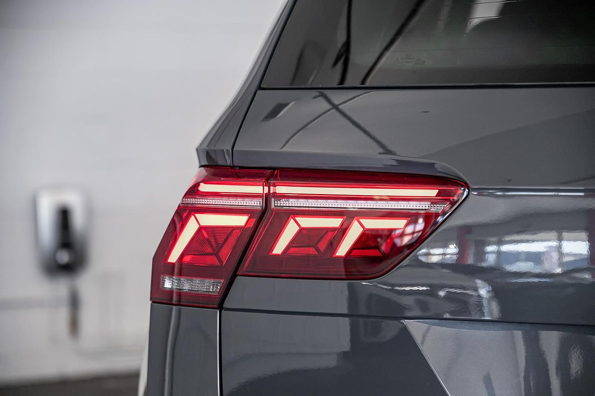 2023 Volkswagen Tiguan 162TSI R-Line 5N