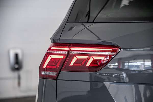 2023 Volkswagen Tiguan 162TSI R-Line 5N