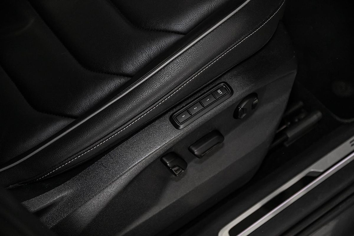 2023 Volkswagen Tiguan 162TSI R-Line 5N
