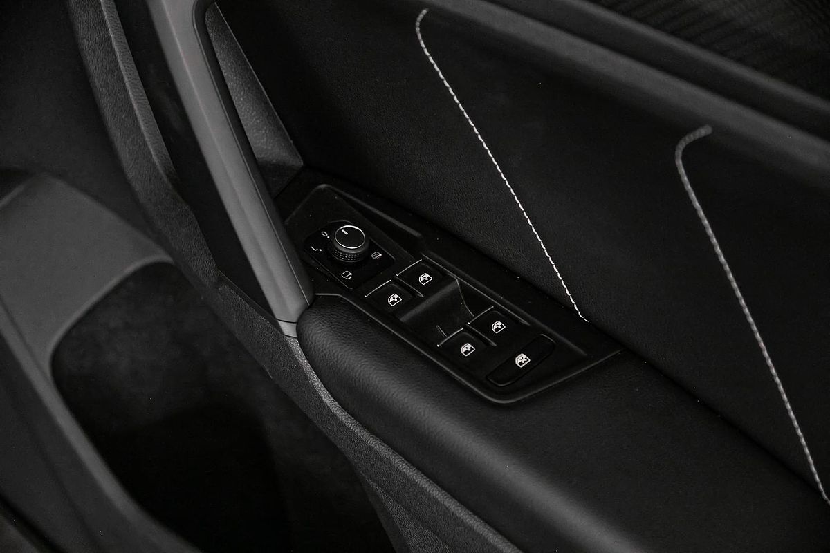2023 Volkswagen Tiguan 162TSI R-Line 5N