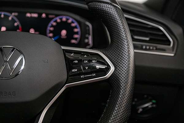 2023 Volkswagen Tiguan 162TSI R-Line 5N