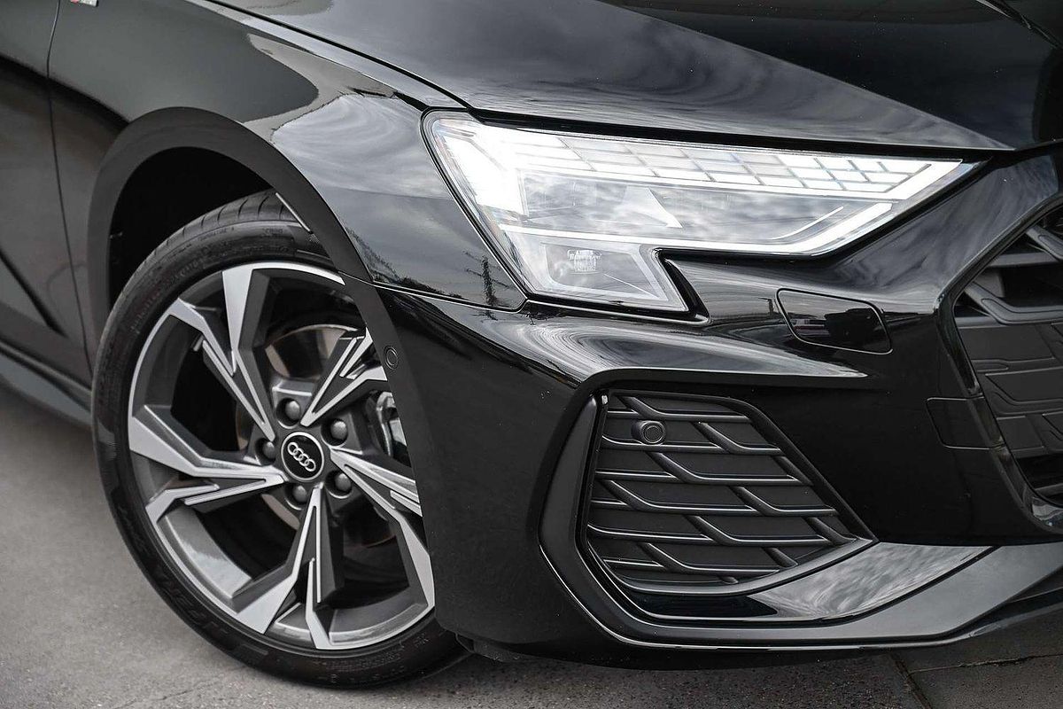 2025 Audi A3 35 TFSI S line GY