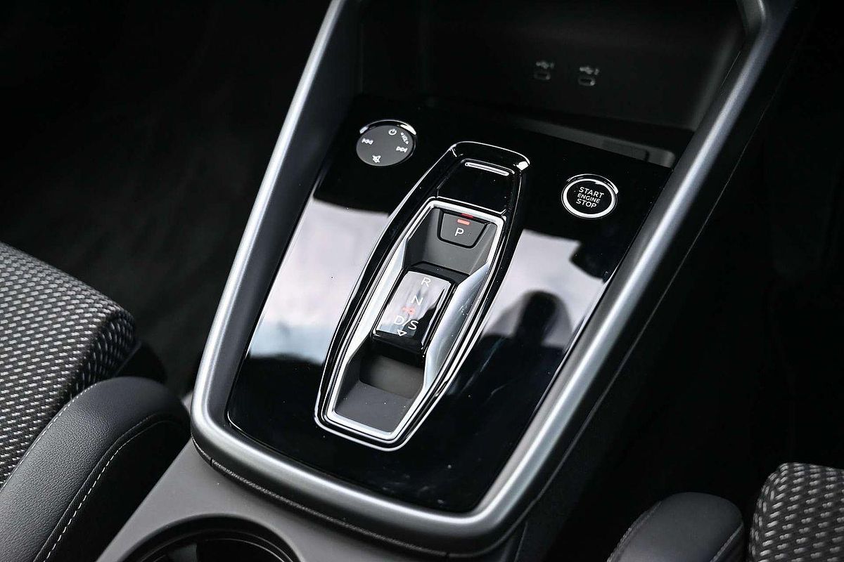 2025 Audi A3 35 TFSI S line GY