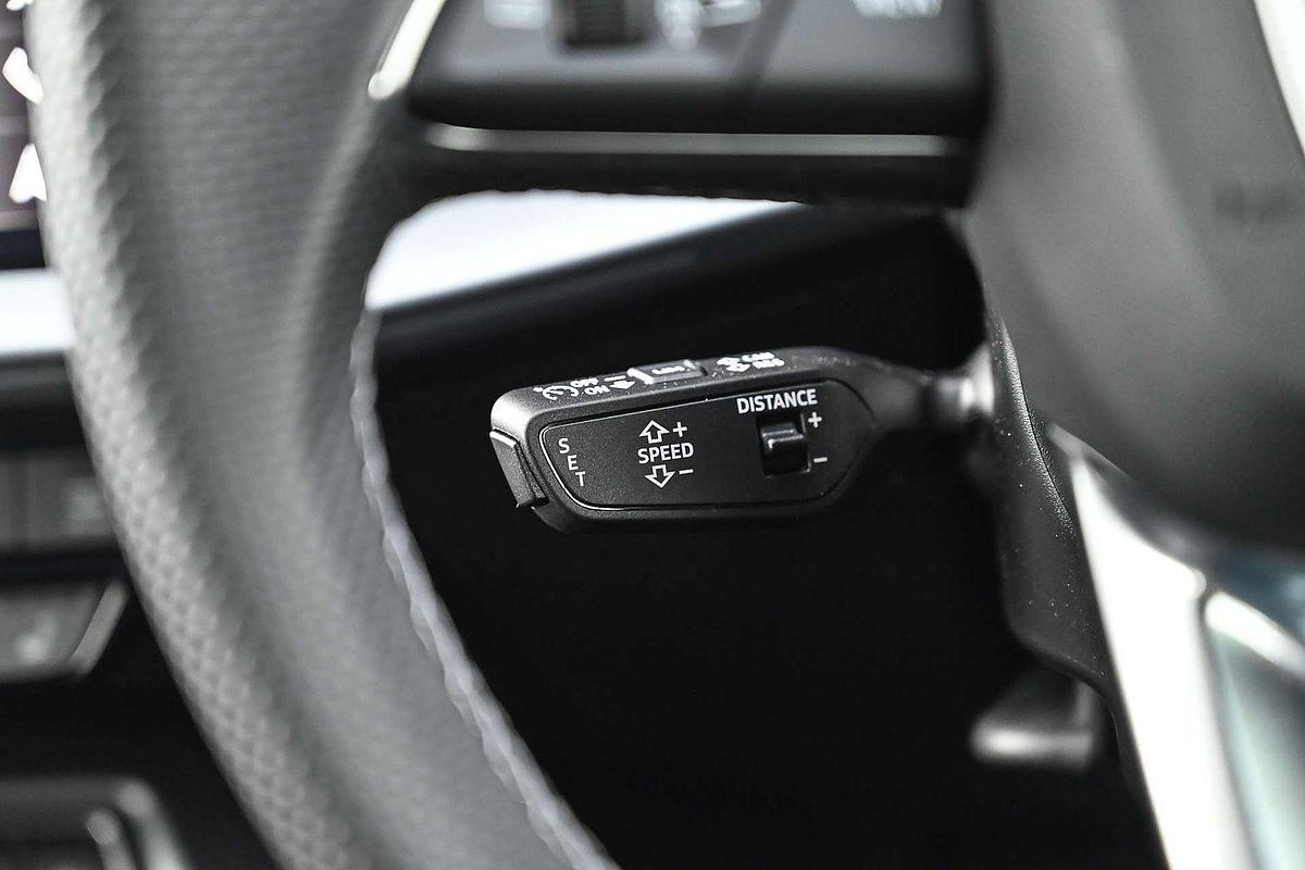 2025 Audi A3 35 TFSI S line GY