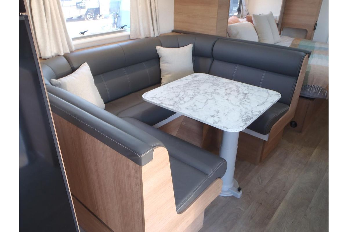 2024 Jayco Silverline 24.75-4.Ob.Sl-My24