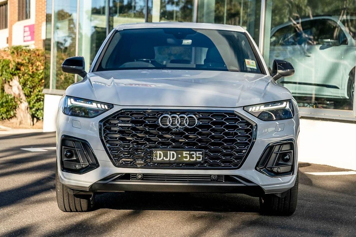 2024 Audi Q5 45 TFSI S line FY