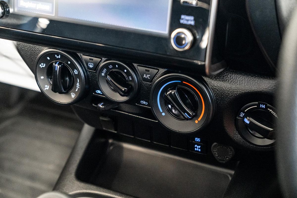 2023 Toyota Hilux SR GUN126R 4X4