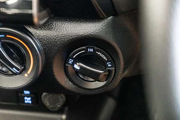 2023 Toyota Hilux SR GUN126R 4X4