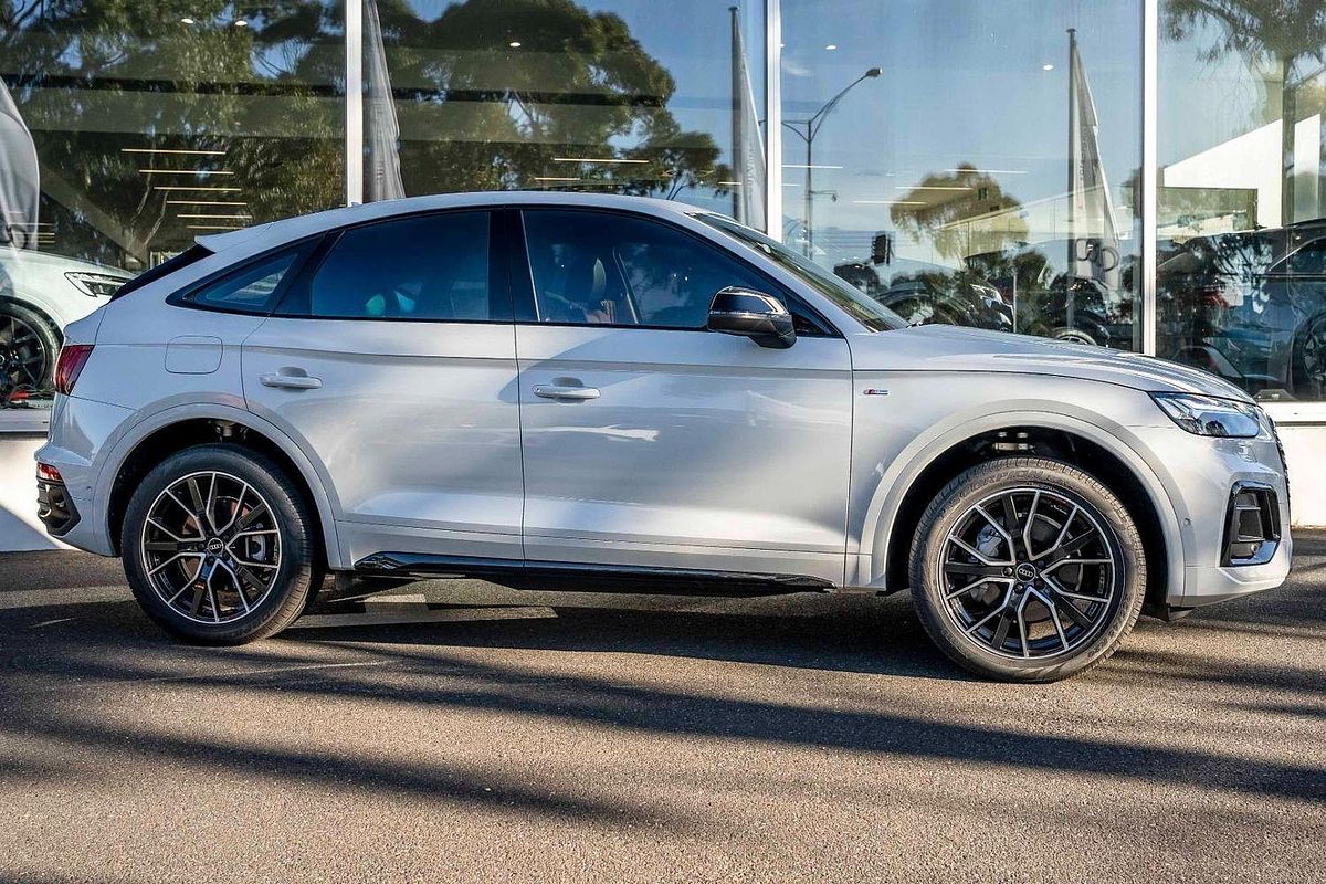 2024 Audi Q5 45 TFSI S line FY