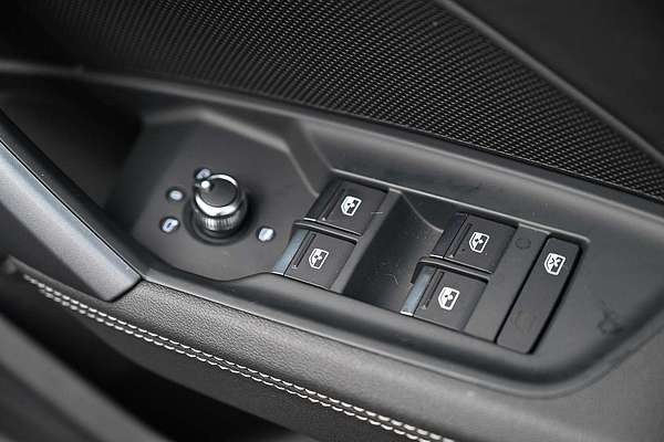 2025 Audi A3 35 TFSI S line GY