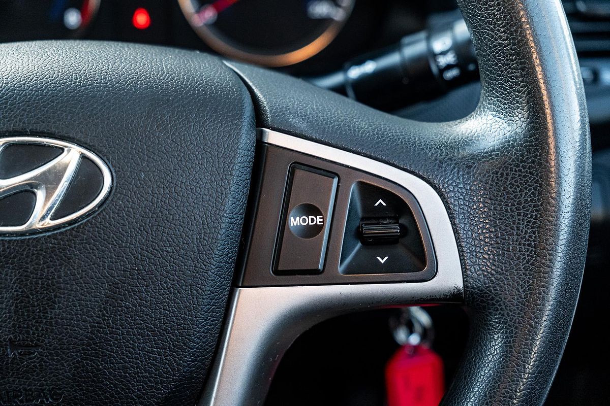 2015 Hyundai Accent Active RB3