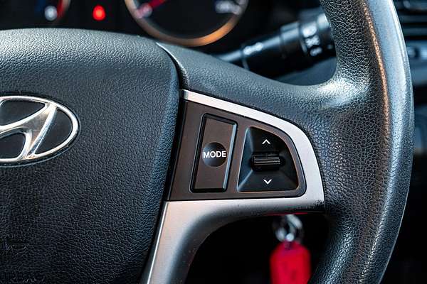 2015 Hyundai Accent Active RB3