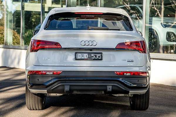 2024 Audi Q5 45 TFSI S line FY