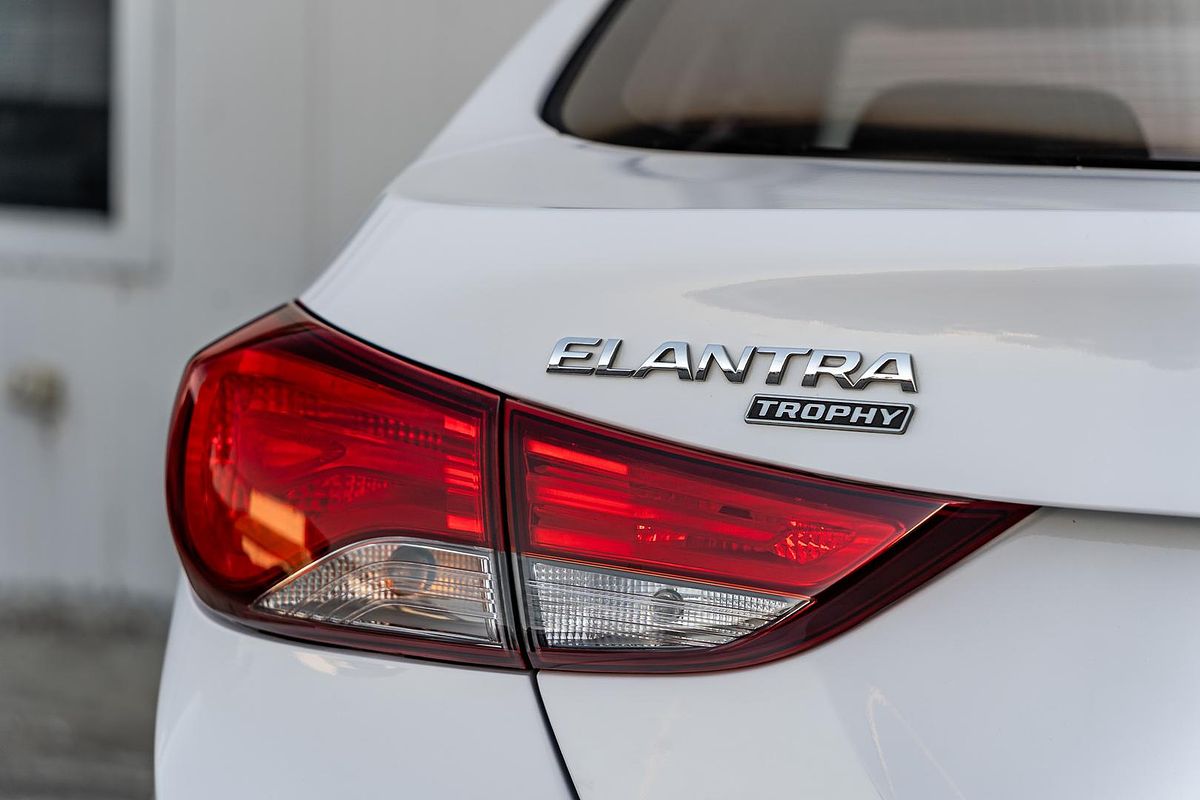 2014 Hyundai Elantra Trophy MD3
