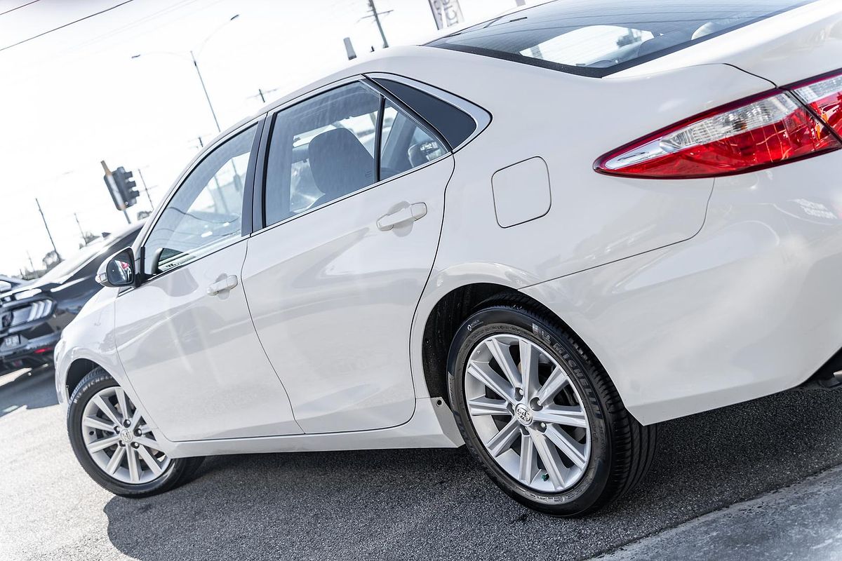 2015 Toyota Camry Atara S ASV50R