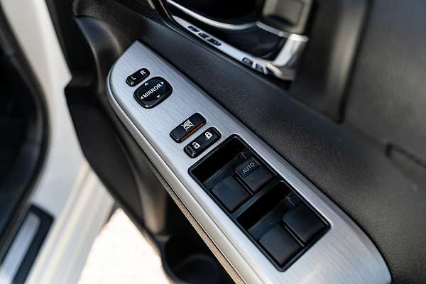 2015 Toyota Camry Atara S ASV50R