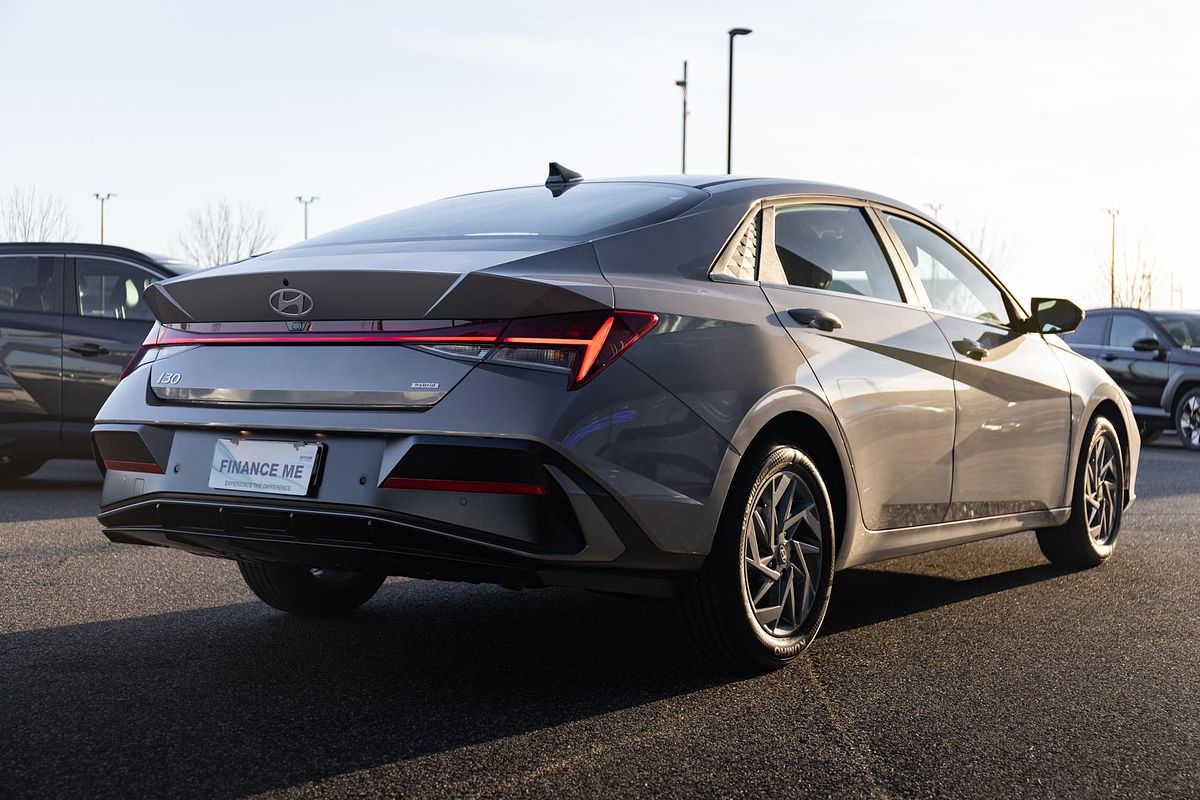 2025 Hyundai i30 Elite Hybrid CN7.V2