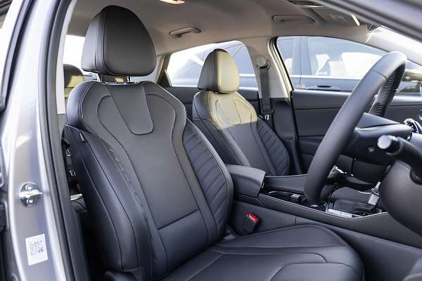 2025 Hyundai i30 Elite Hybrid CN7.V2