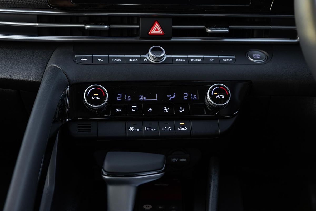 2025 Hyundai i30 Elite Hybrid CN7.V2