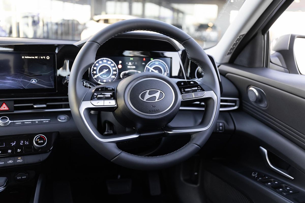 2025 Hyundai i30 Elite Hybrid CN7.V2
