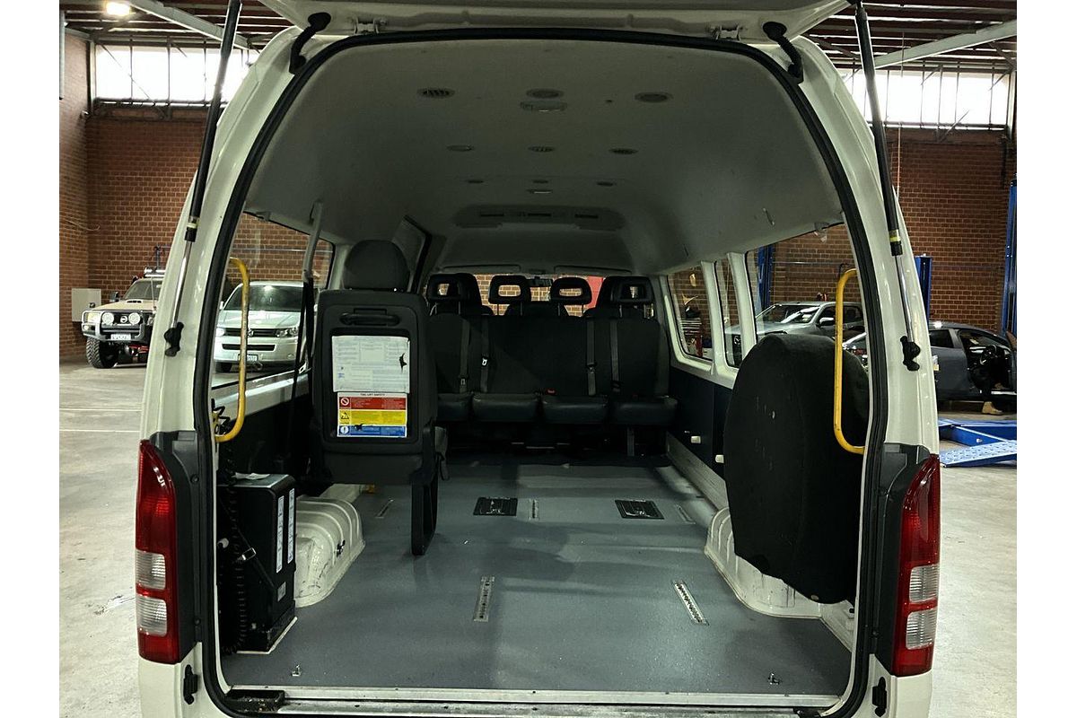 2011 Toyota Hiace Commuter TRH223R