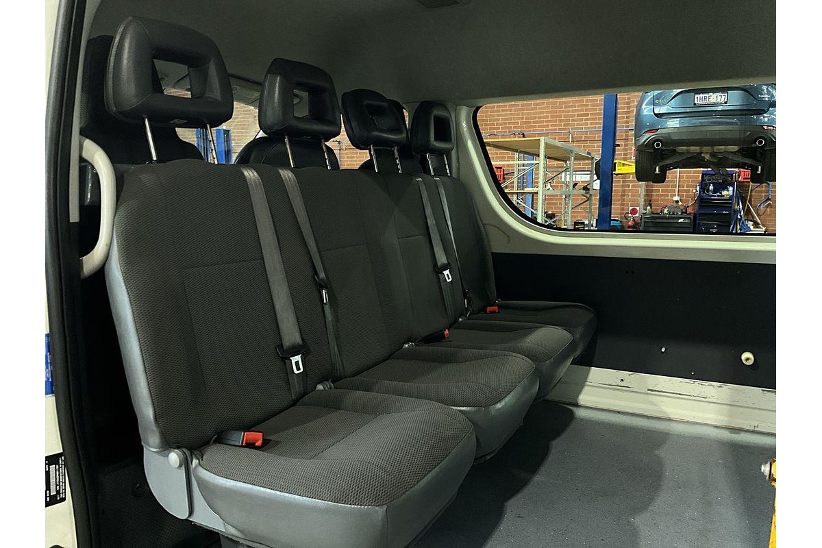 2011 Toyota Hiace Commuter TRH223R