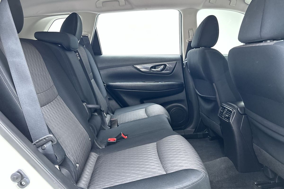 2022 Nissan X-TRAIL ST T32