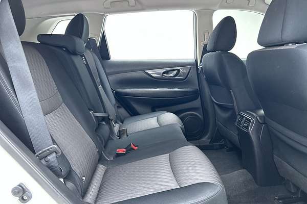 2022 Nissan X-TRAIL ST T32