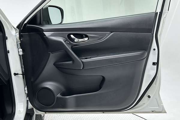 2022 Nissan X-TRAIL ST T32
