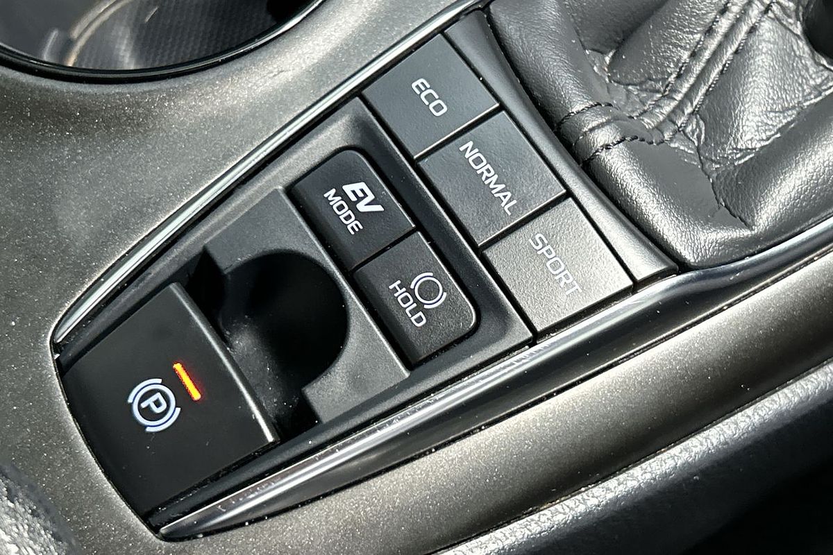 2023 Toyota Camry Ascent AXVH70R